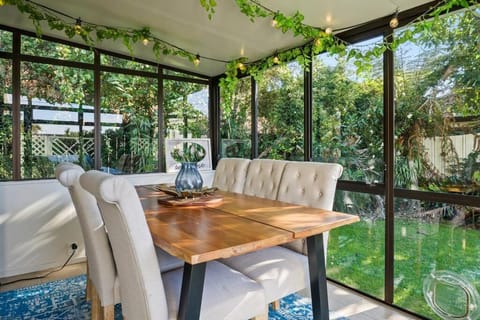 Not usually available – Lucky U! House in Auckland