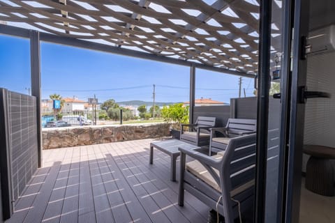 Patio, Day, View (from property/room), Balcony/Terrace, Seating area