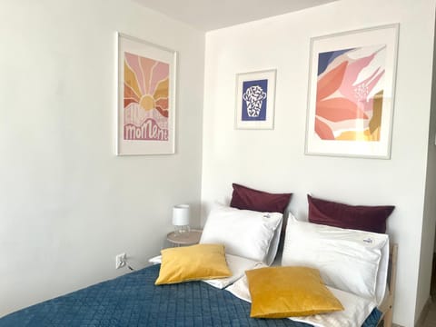 Bed, Decorative detail