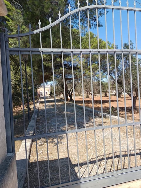 Casa Campofreddo - DIMORA RUSTICA CON PISCINA Villa in Manduria