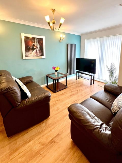 Rotherham Wickersley Village 2 Bedroom Apartment Apartment in England