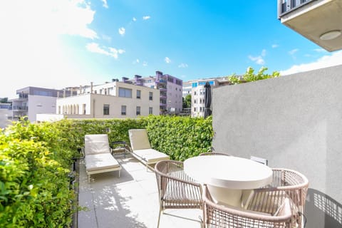 Day, View (from property/room), Balcony/Terrace, Seating area