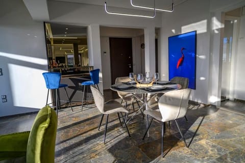 Exclusive 2 bed Luxury Panorama Apartment in South Athens