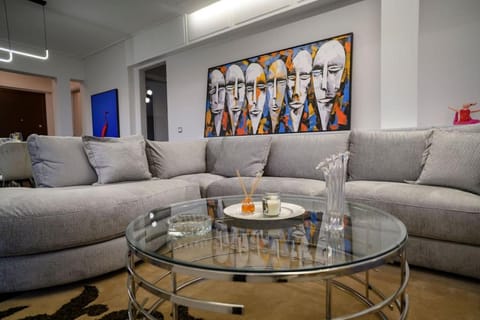 Exclusive 2 bed Luxury Panorama Apartment in South Athens