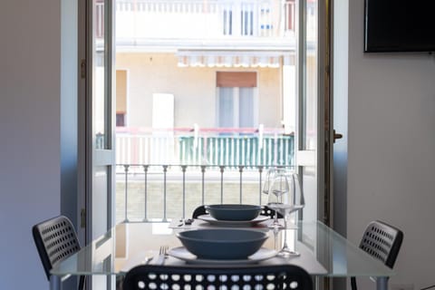 Balcony/Terrace, Dining area