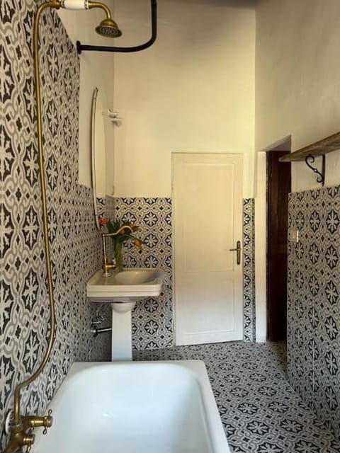 La dolce casa del polpo rosa House in Campiglia Marittima