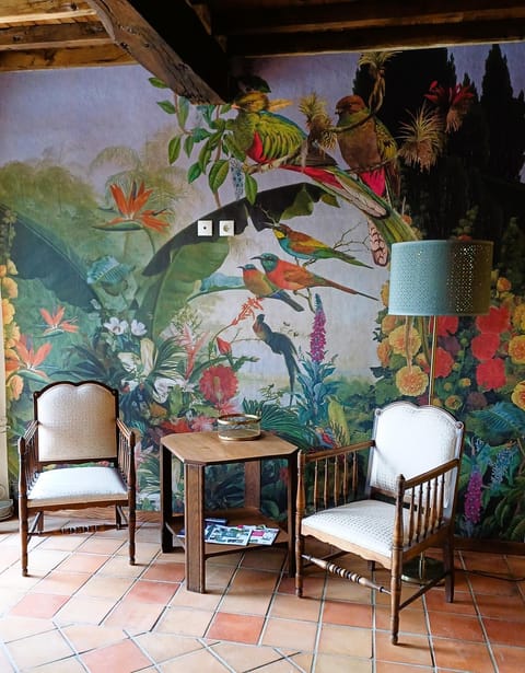Living room, Decorative detail