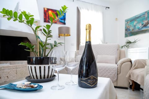 TV and multimedia, Lounge or bar