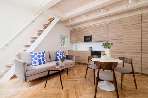 Kitchen or kitchenette, Living room