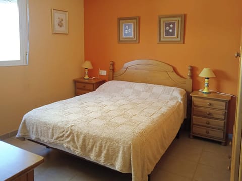Shower, Spring, Bed, Activities, Winter, Summer, Balcony/Terrace, Photo of the whole room, Beach, Hiking, Animals, Animals, Animals, Bedroom, Autumn, Pets, Pets, Pets, Swimming pool, Sports, Entertainment, children, children, children, young children, young children, young children, older children, older children, older children, group of guests, group of guests, group of guests, cot, Family, Family, Family, Parking, heating, heating, pet friendly, pet friendly, washing machine, elevator