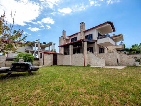 Elani top hill villas Villa in Halkidiki