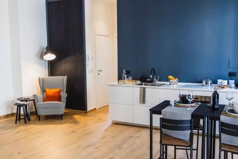 View (from property/room), Living room, Food and drinks, Seating area, Dining area, Food, Breakfast, Drinks, pet friendly, air conditioner