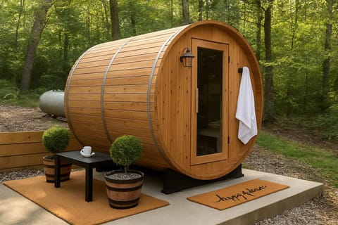 White Pines Lodge- Wooded Retreat House in Nolin Lake