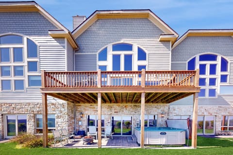 Waterside Wilderness Retreat Apartment in McHenry