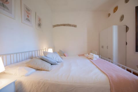 Bed, Bedroom, wardrobe