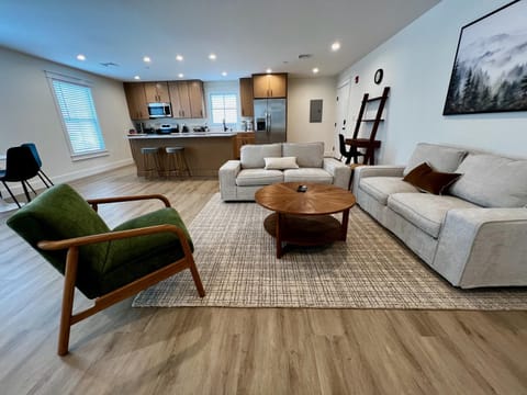 Bathroom, Seating area