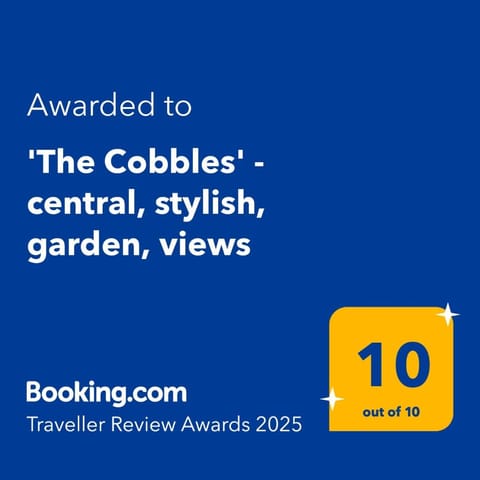 'The Cobbles' - central, stylish, garden, views House in Skipton