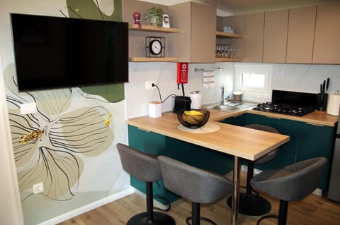 TV and multimedia, Kitchen or kitchenette
