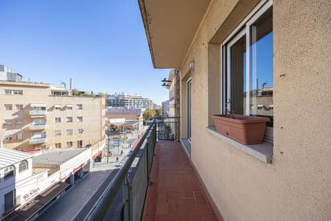 Bright Attic & Amazing Terrace Apartment in L'Hospitalet de Llobregat