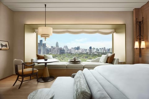 View (from property/room), Photo of the whole room, Bedroom, City view, Garden view