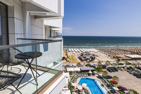 Day, View (from property/room), Balcony/Terrace, Pool view, Sea view