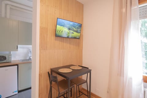 TV and multimedia, Living room, Dining area