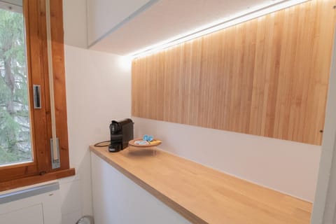 Coffee/tea facilities, Kitchen or kitchenette