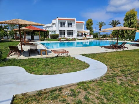 Patio, Natural landscape, Garden, Garden view, Pool view, Swimming pool, sunbed