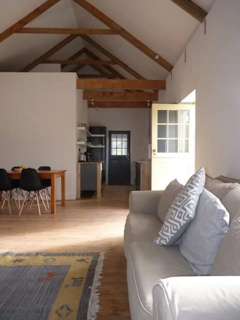 Moira's Cottage House in Western Cape