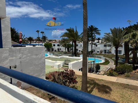 Property building, Day, Garden, Garden view, Pool view, Swimming pool