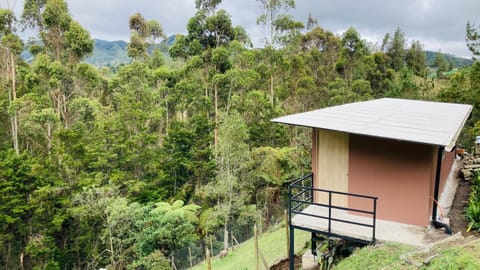Property building, Off site, Day, Natural landscape, Mountain view