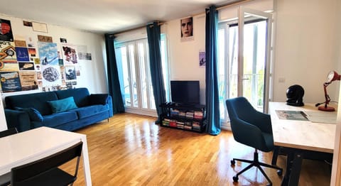 Communal lounge/ TV room, Seating area