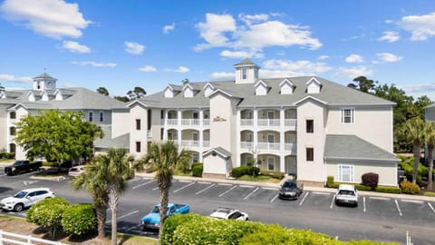 Newly Renovated 3BR at World Tour Apartment in Carolina Forest