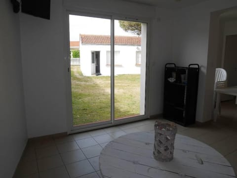 Communal lounge/ TV room, TV and multimedia