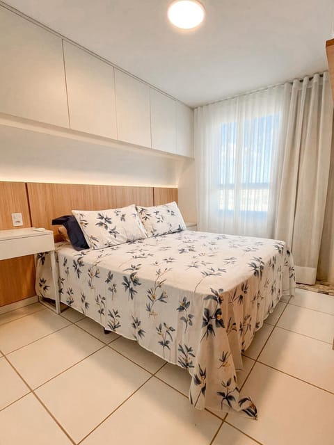 Bed, Bedroom, wardrobe, air conditioner