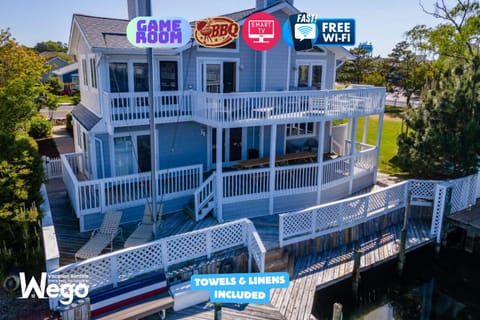 Luxury Waterfront Villa Dock Game Room Sunset Views House in Ocean City