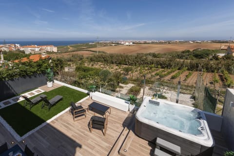 Natural landscape, Hot Tub, View (from property/room), Balcony/Terrace, Sea view, sunbed