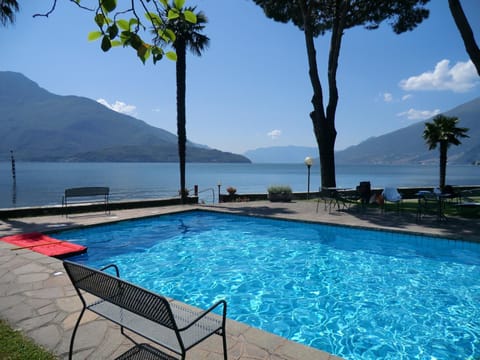 Immobillario - Regina del Lago Apartment in Domaso