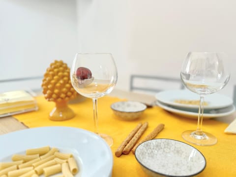 Food and drinks, Food, Lunch, Dinner