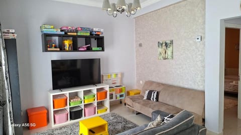 Apartment with terrace in Piraiki Apartment in Pireas