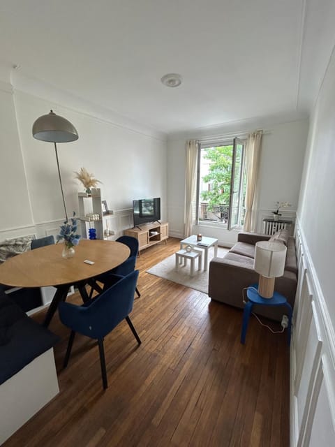 Appartement Cosy et agréable Apartment in Île-de-France