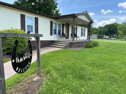 Bourbon Trail Hideaway House in Frankfort