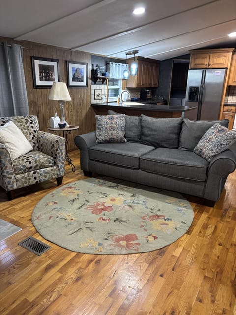 Bourbon Trail Hideaway House in Frankfort