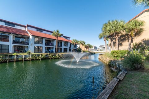 Edgewater Villa 2205 'Turtle Dunes' House in Edgewater Gulf Beach