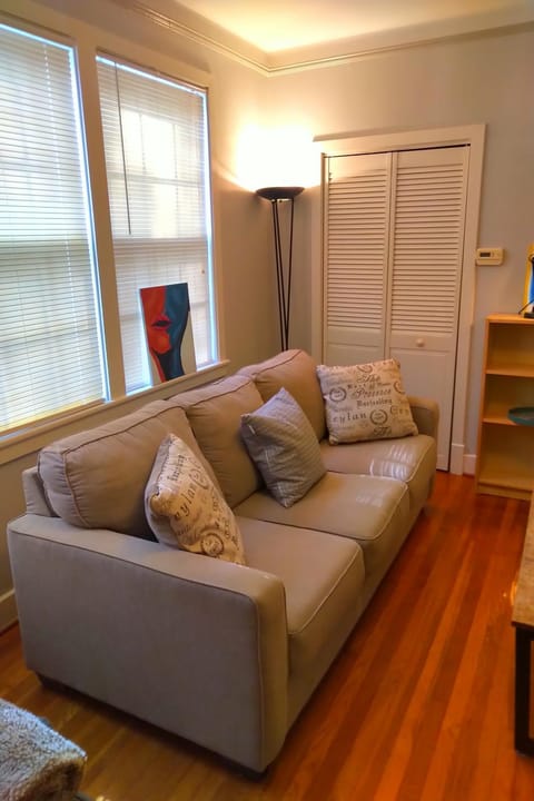 Urban Retreat on Flint Apartment in Jonesboro