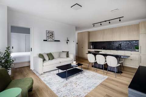 Kitchen or kitchenette, Living room, Seating area