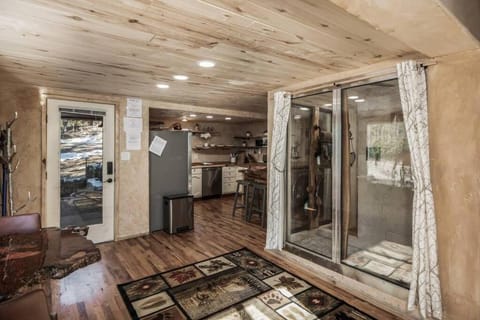 The Love Shack in the Historic Upper Canyon House in Ruidoso