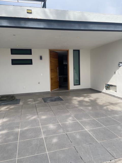 Facade/entrance, Day