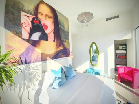 Bed, Decorative detail, Bedroom