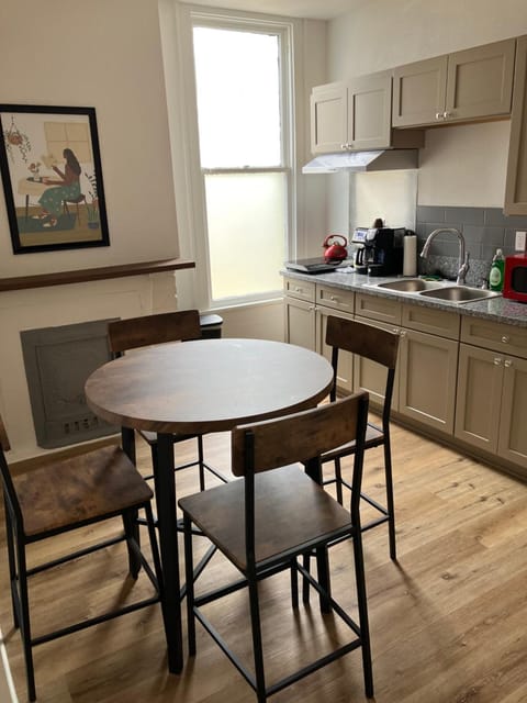 Velhanova 1 Apartment in Selma